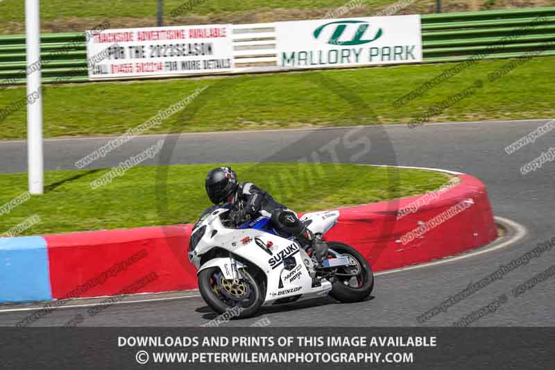 enduro digital images;event digital images;eventdigitalimages;mallory park;mallory park photographs;mallory park trackday;mallory park trackday photographs;no limits trackdays;peter wileman photography;racing digital images;trackday digital images;trackday photos